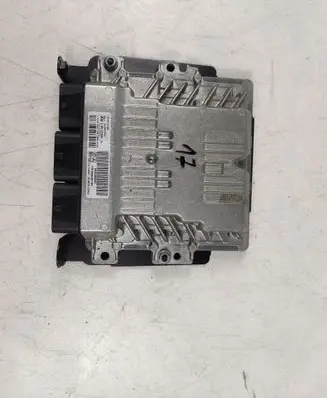 Peugeot 3008 I Engine control unit/module 9800268980