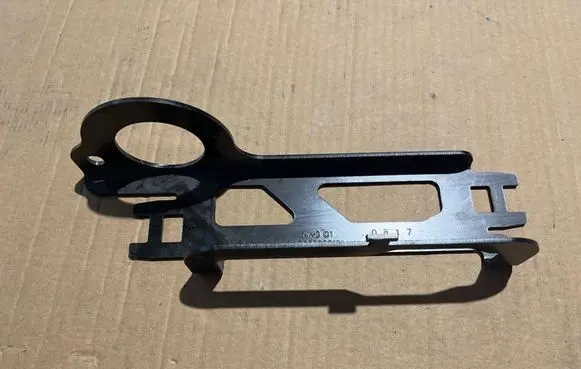 Mercedes-Benz S AMG W222 Headlight/headlamp mounting bracket A2225000131 AMGQ1 0817