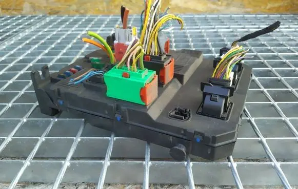 Peugeot 206 BSM Control unit 9652474780