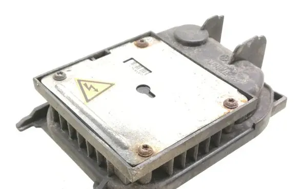 Volkswagen PASSAT B6 Headlight ballast module Xenon 7L6941329 89390030 3C0941607E