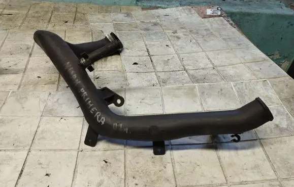 Nissan Primera Intercooler hose/pipe