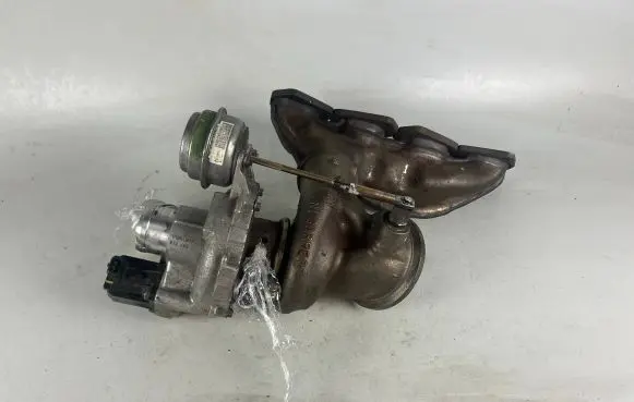BMW 1 F20 F21 Turbo 7643719