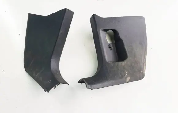 Volkswagen PASSAT B7 Foot area side trim 