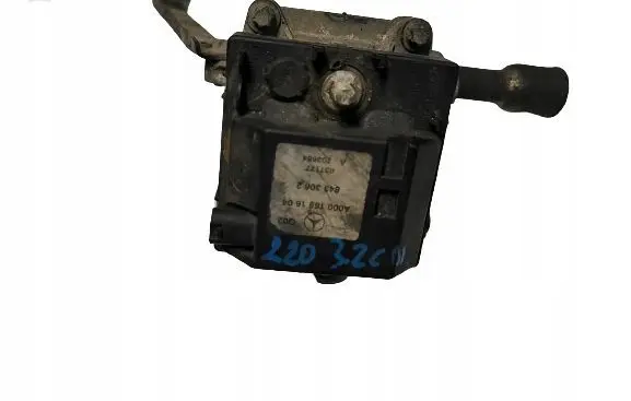 Mercedes-Benz S W220 Coolant heater A0001591604