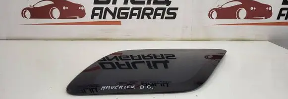 Ford Maverick Rear side window