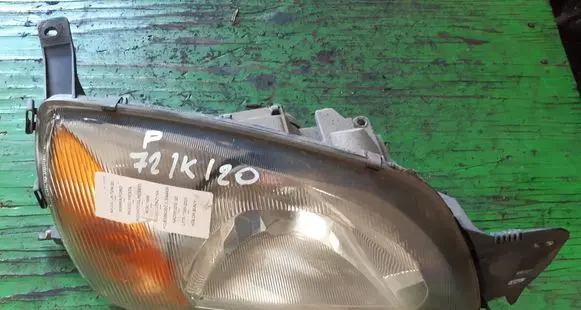 Ford Fiesta Headlight/headlamp
