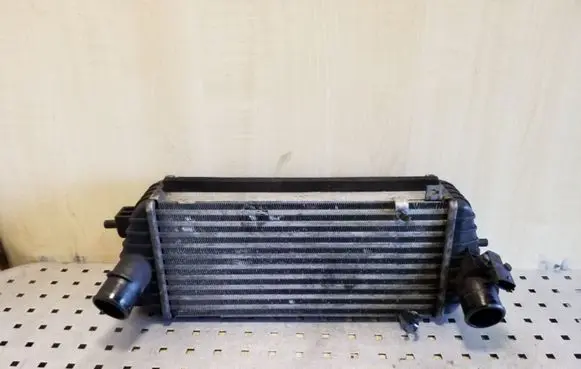 Hyundai i40 Intercooler radiator 3930084400 9490930502