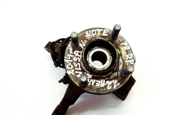 Nissan Note (E12) Front wheel hub 479101HA0A
