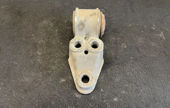 Audi A6 S6 C5 4B Rear axle beam mounts housing 8E0501522H