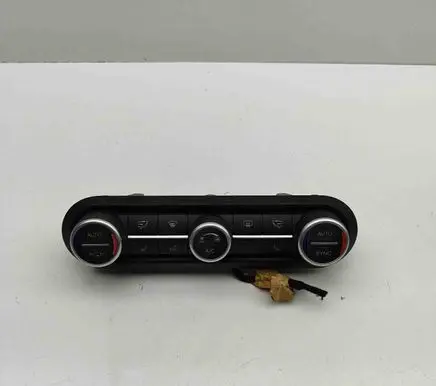 Alfa Romeo Stelvio Interior fan control switch 156139067 01561390670