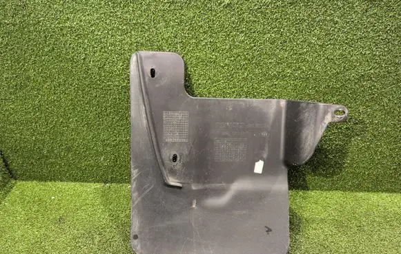 Renault Master III Front mudguard 638500002R