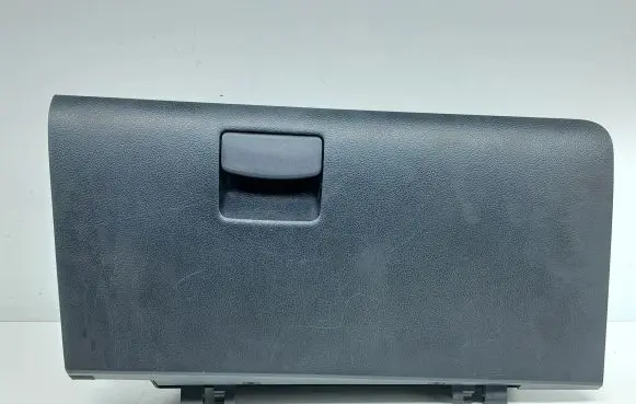 Subaru XV I Glove box