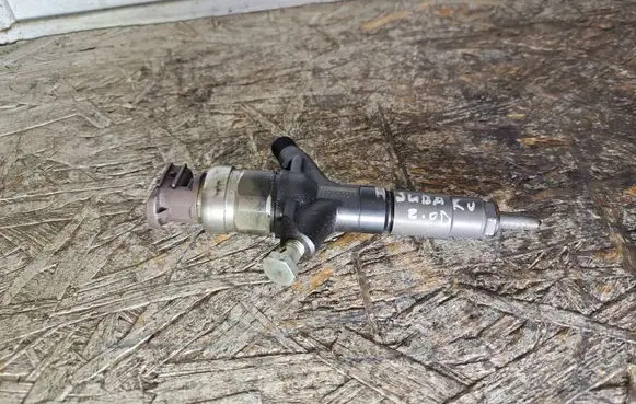 Subaru Forester SG Fuel injector 0950007890 11T00114