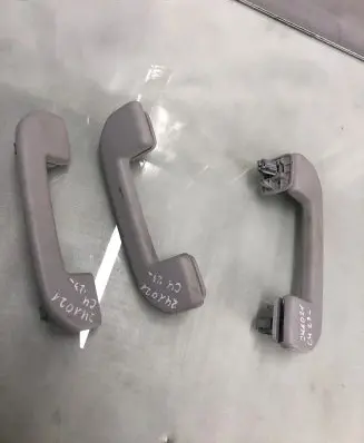 Citroen C4 III e-C4 A set of handles for the ceiling 