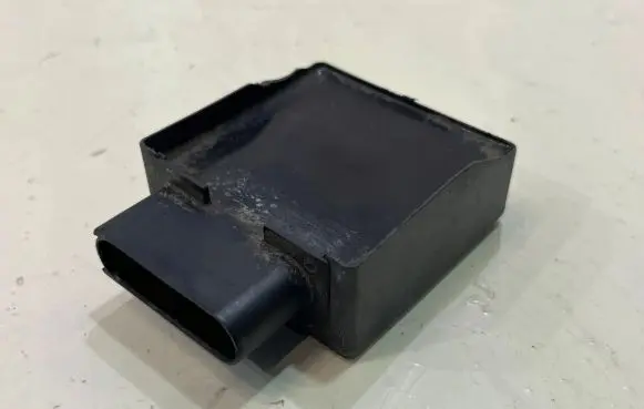 Seat Leon (5F) Fuel level meter relay 