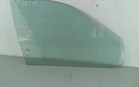 Skoda Octavia Mk2 (1Z) Front door window glass four-door DOT24M25AS2 E000255 43R00049