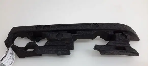 Front bumper foam support bar