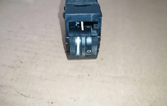 Audi A6 S6 C5 4B Headlight level height control switch 4B0919094A
