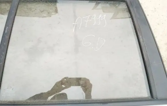 Hyundai Santa Fe Rear door window glass