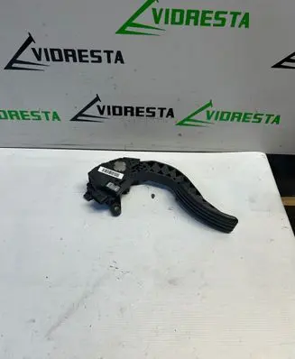 Opel Vivaro Accelerator throttle pedal 180020024R