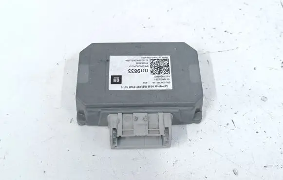 Opel Insignia B Voltage converter/converter module 13519833
