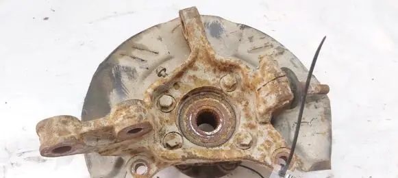 Subaru Legacy Front wheel hub