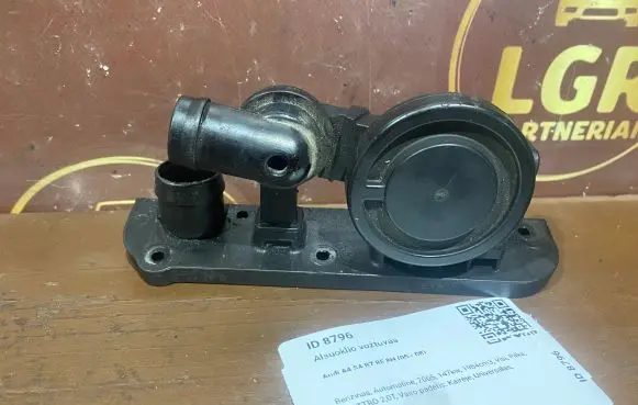 Audi A4 S4 B7 8E 8H Breather valve 3911132102