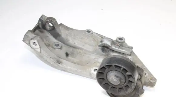 Volvo C30 Generator/alternator bracket 9650034280