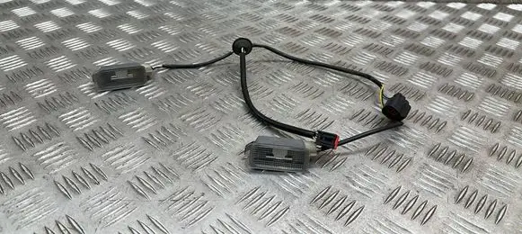 Jaguar XF X250 Number plate light AW9313550AA