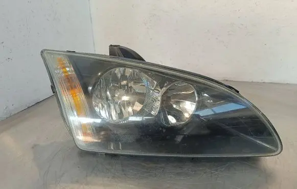 Ford Focus Headlight/headlamp
