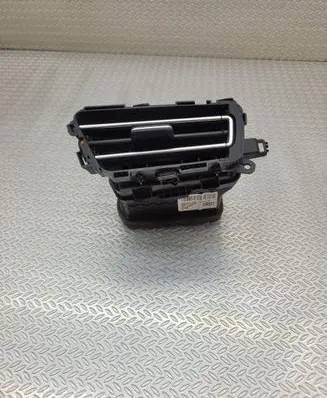 KIA Niro Dashboard side air vent grill/cover trim 84795G5RA0