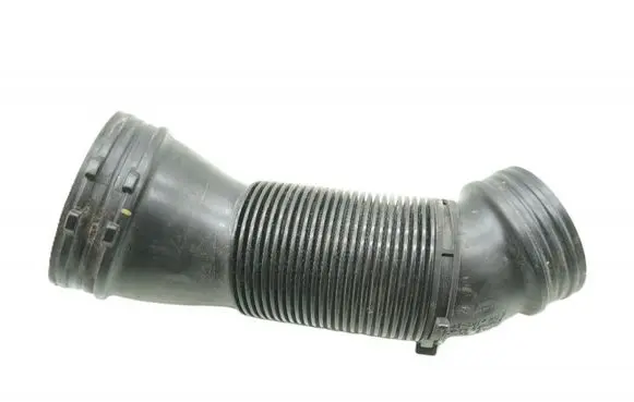 Volkswagen Tiguan Air intake hose/pipe 5QA129684