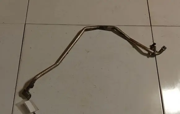 Toyota Avensis T270 Air conditioning (A/C) pipe/hose MF4462508051A