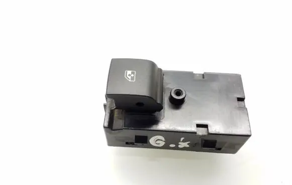 Opel Insignia A Electric window control switch 13301888