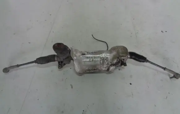 Volkswagen Touran I Steering rack 1K1423051CP