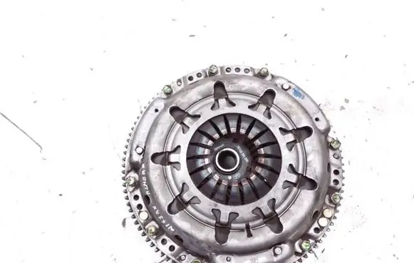 Nissan Almera Clutch set kit 30100BN300