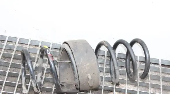 Volvo XC70 Rear coil spring