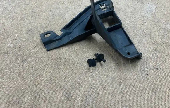 BMW 3 E46 Other under body part 51718219168 8219168
