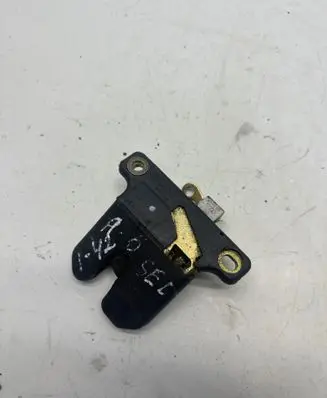 Audi A6 S6 C5 4B Tailgate/trunk/boot lock/catch/latch 4B5827505B