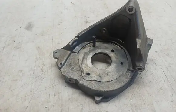 Peugeot 607 Fuel pump bracket 96389217