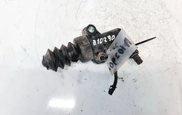 Mazda 3 I Clutch master cylinder 3M517A508A 3M51-7A508-A