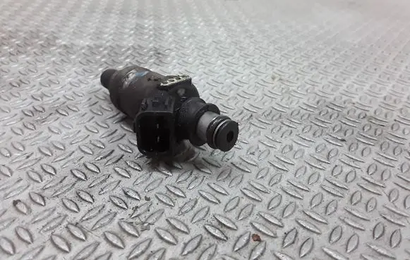 Honda CR-V Fuel injector