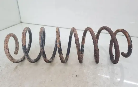 Volvo S70 V70 V70 XC Front coil spring 
