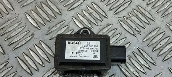 Ford Mondeo Mk III ESP acceleration yaw rate sensor 1S7T14B296AD
