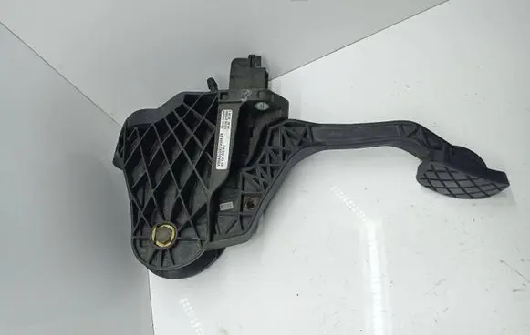 Clutch pedal