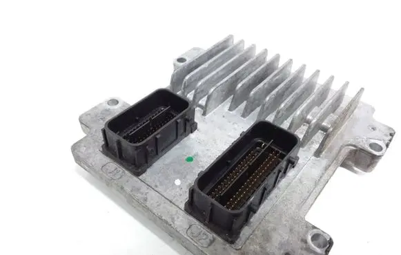 Opel Insignia A Engine control unit/module 12632592 86YSXL52833001YT 12621466