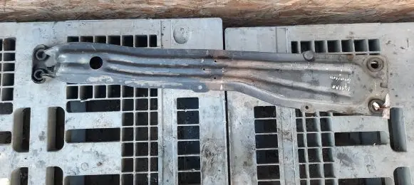 Nissan Primera Front subframe