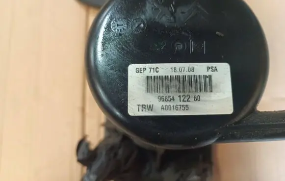 Citroen C5 Power steering pump 9685412280