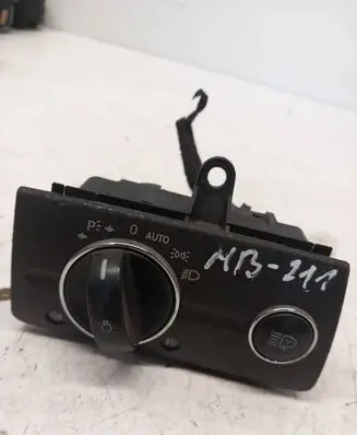 Mercedes-Benz E W211 Light switch 2115450104 04056000