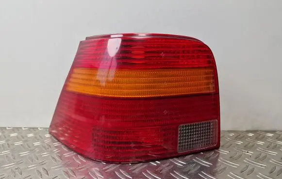 Volkswagen Golf IV Rear/tail lights 1J6945095R
